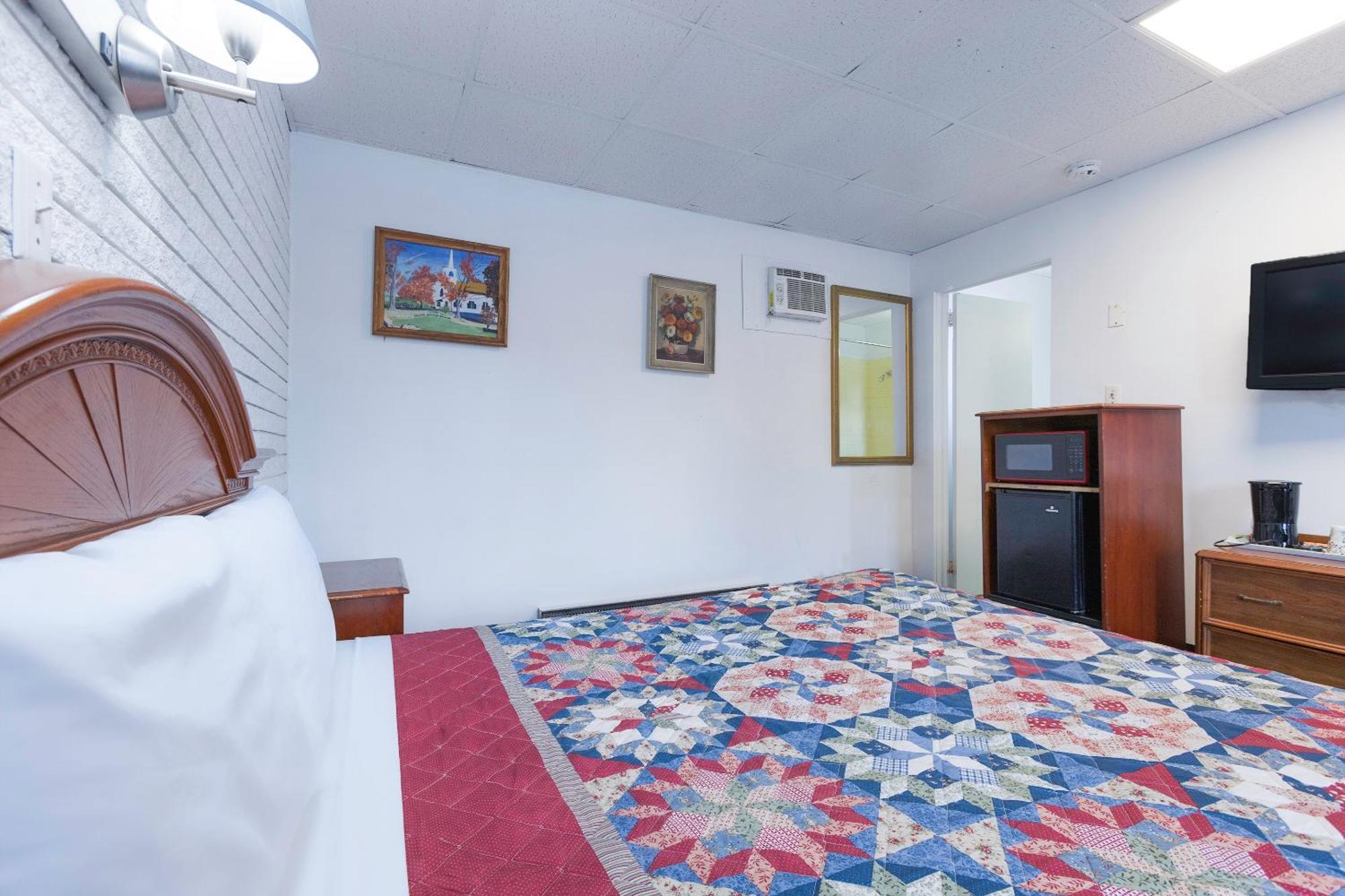 Sonrise Inn Lincoln Hwy By Oyo Breezewood Екстериор снимка