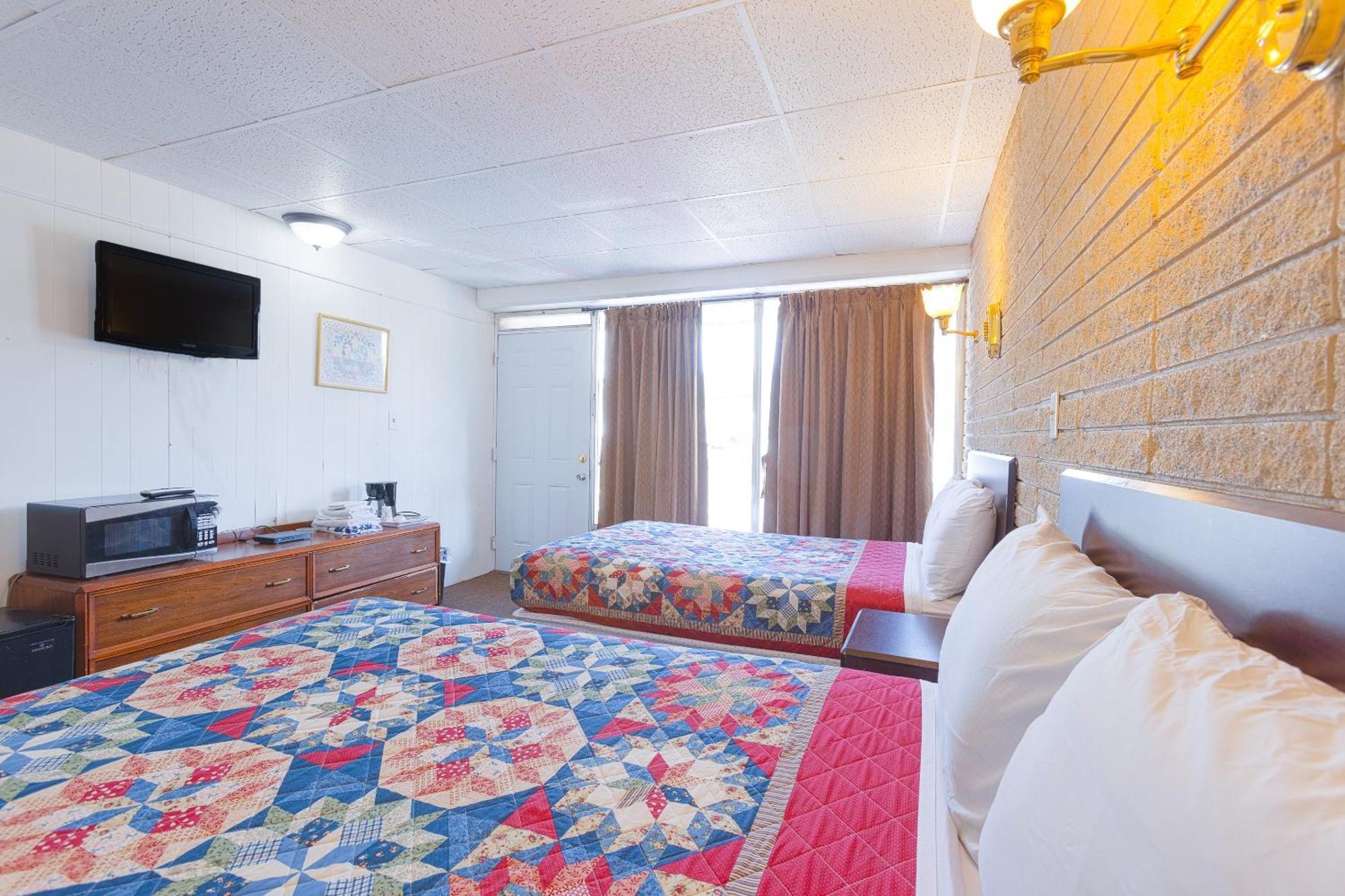 Sonrise Inn Lincoln Hwy By Oyo Breezewood Екстериор снимка