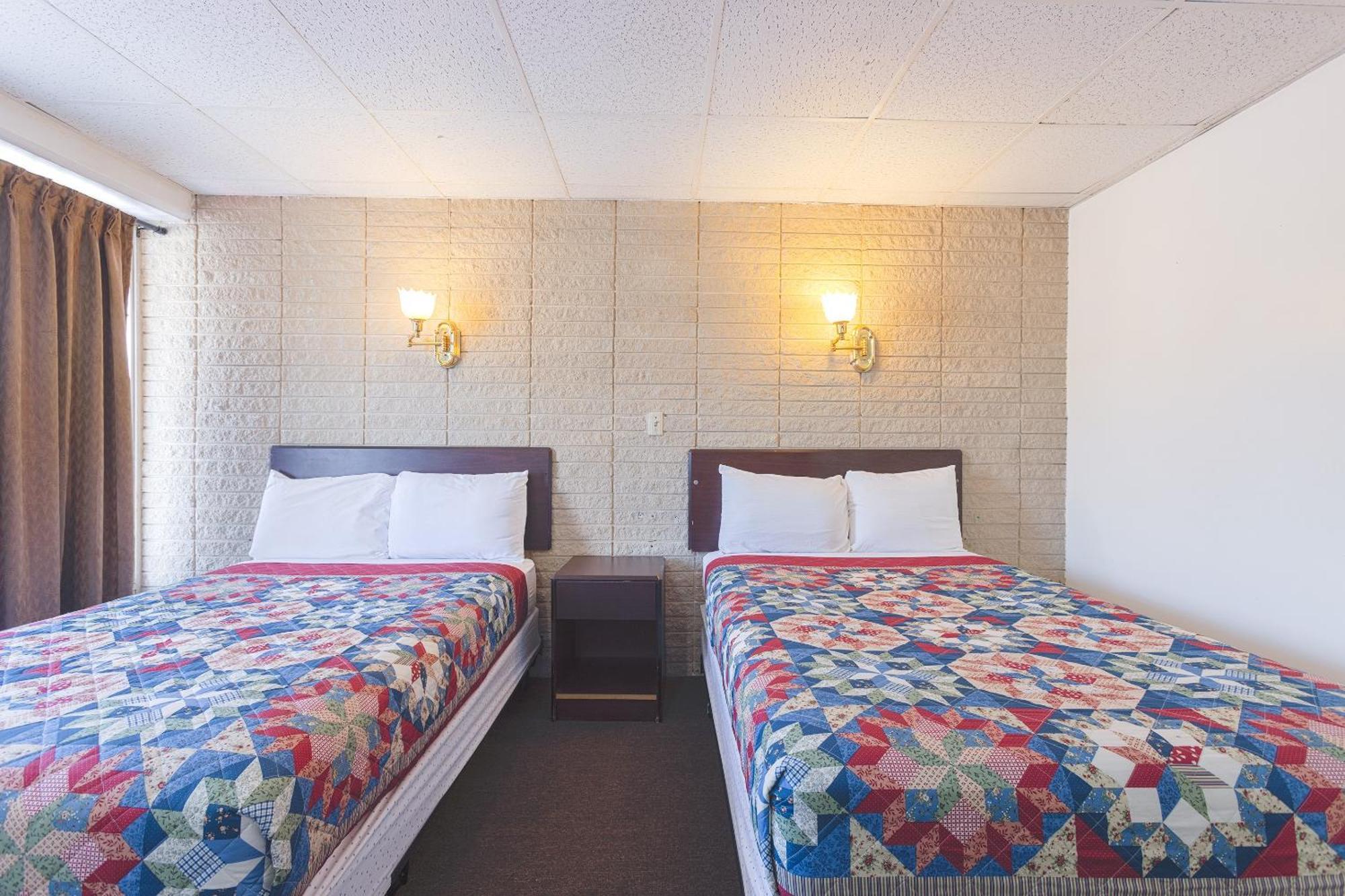 Sonrise Inn Lincoln Hwy By Oyo Breezewood Екстериор снимка