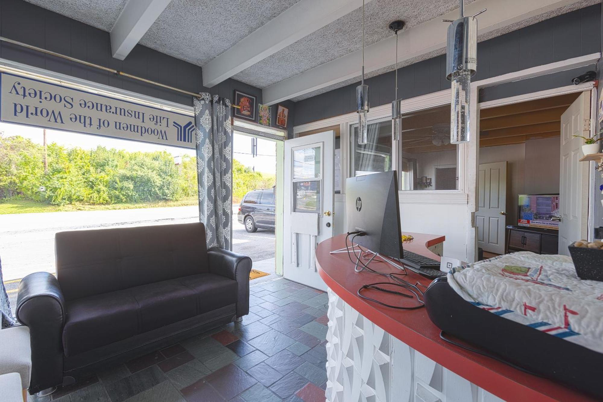 Sonrise Inn Lincoln Hwy By Oyo Breezewood Екстериор снимка
